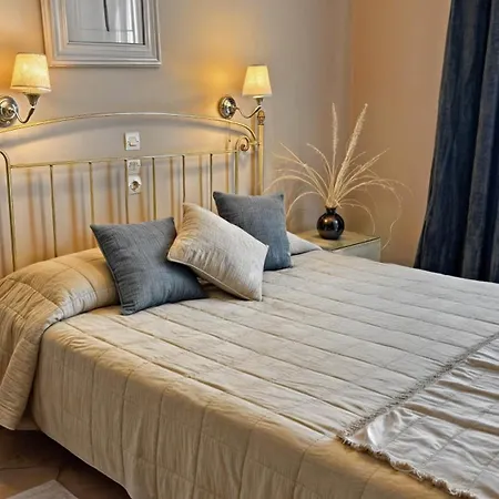 Kaloudis & Apartment Dassia (Corfu)