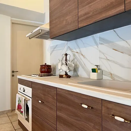 Apartment Pouglia Traditional House Loútsai