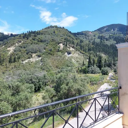 Agios Gordis Nest Appartement