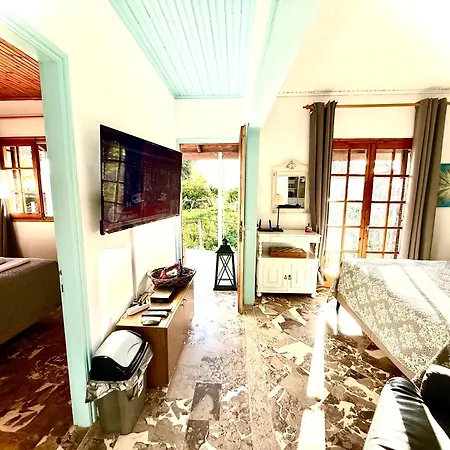 Travellers Gaddafi Agios Gordios Ferienhaus Agios Gordios (Corfu)
