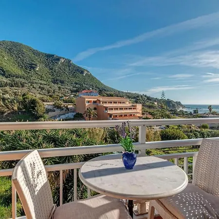 Appartement Spiros Amazing House