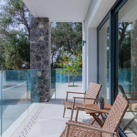 Villa Zervos By Vintage Travel