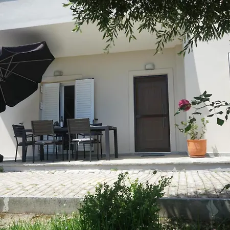 Avgi - Avra House With Shared Pool By Filoxenia * Corfu (city)