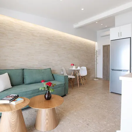Kostas Beachfront Appartement