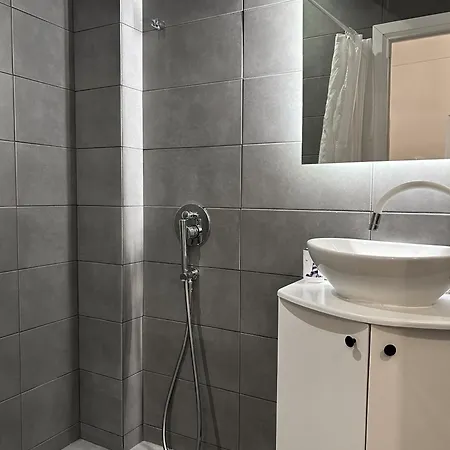 Karagiotas House Apartment *