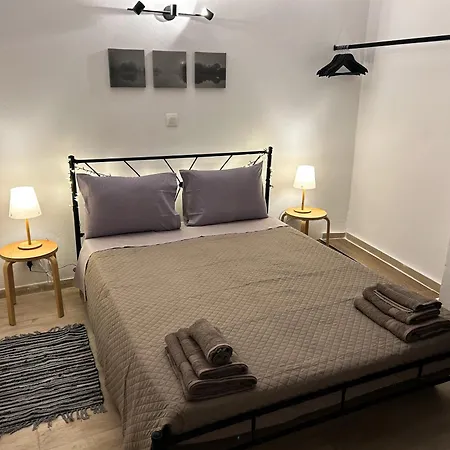 Karagiotas House Apartment