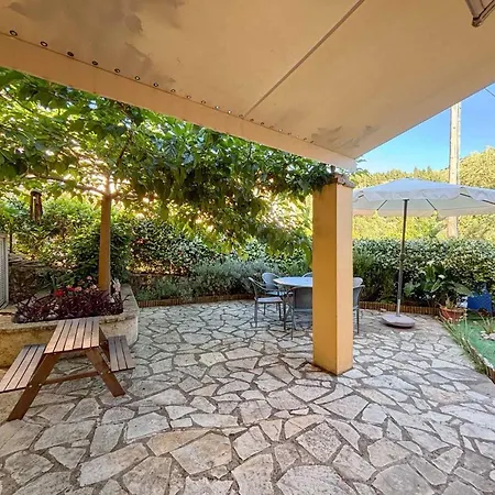 Holiday home Ourano -gastouri Village Center *