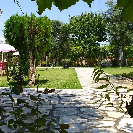 Apartment Olga's Garden