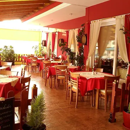 Aparthotel Damia Apts Sidárion