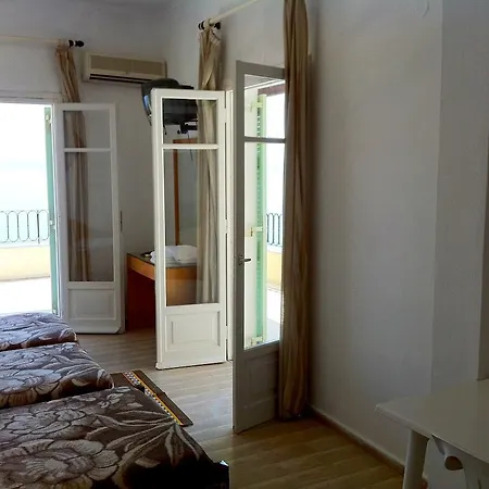 Litharia Aparthotel