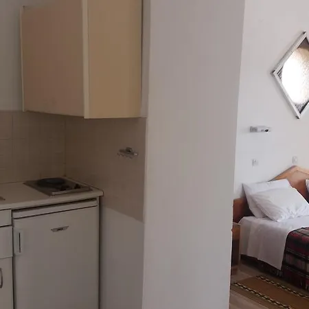 Aparthotel Litharia 2*