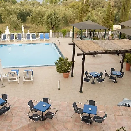 Aparthotel Nikos 3*