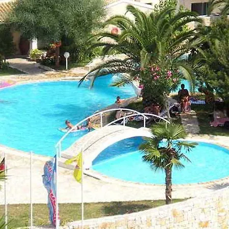 Hotel Three Stars Moraḯtika