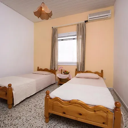 Aparthotel Litharia Benitses (Corfu)