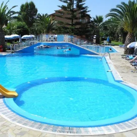Helen * Acharavi (Corfu)