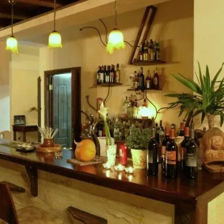 Alonakia Hotel