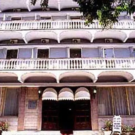Hotel Arion 3*