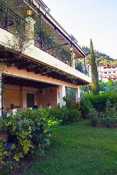 Alonakia 2* Agios Gordios (Corfu)