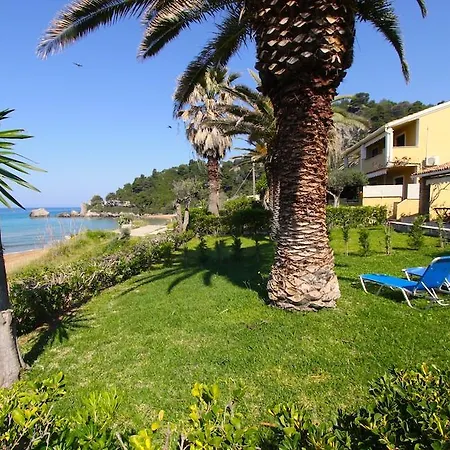 Glyfada Beachfront And Villas Apartment *
