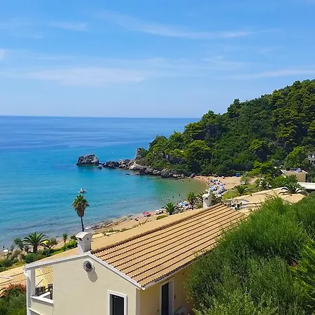Glyfada Beachfront And Villas Apartment *