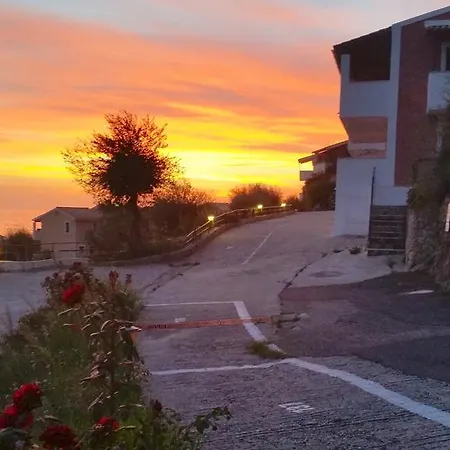 Glyfada Beachfront And Villas *
