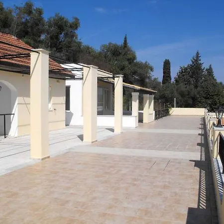 Litharia Aparthotel Benitses (Corfu)