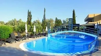 Nikos Aparthotel