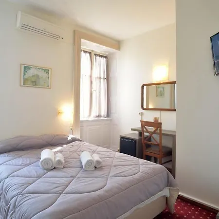 Konstantinoupolis Hotel Corfu (city)
