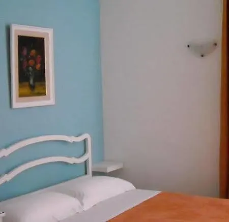 City Marina 3*