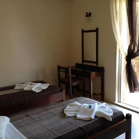 Hotel Pantheon Hall 2*