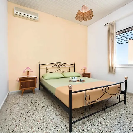Litharia Aparthotel