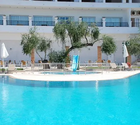 Aloha Hotel Agios Gordios (Corfu)