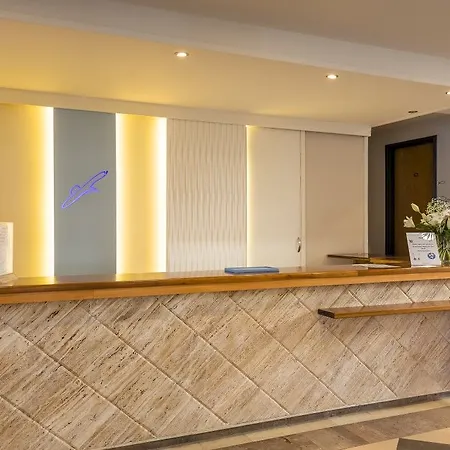 Albatros Hotel