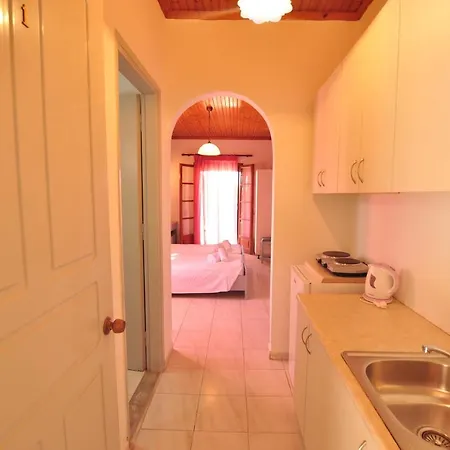 Acharavi Garden Hotel 3*