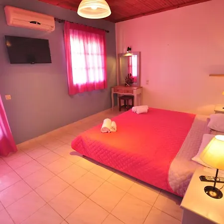 Hotel Acharavi Garden 3*