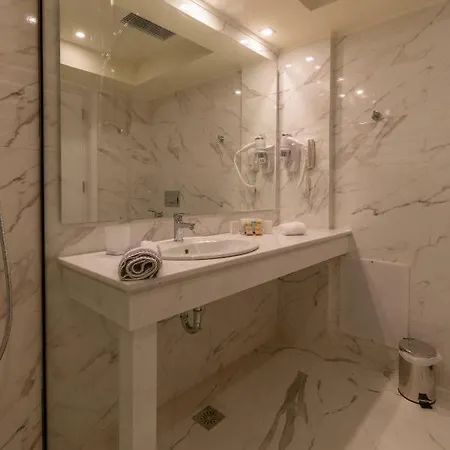 Hotel Ibiscus Corfu Roda (Corfu)