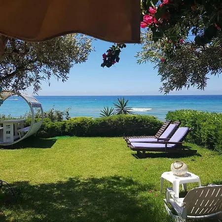 Glyfada Beachfront And Villas Apartment