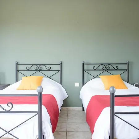 Mimosa Hotel