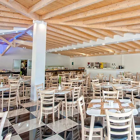 Saint George Hotel Agios Georgios Pagon