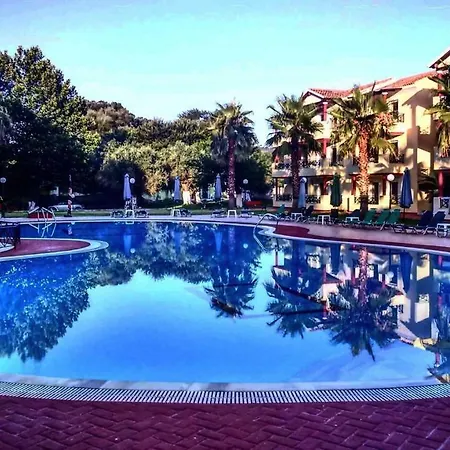 Aparthotel Damia Apts Sidárion