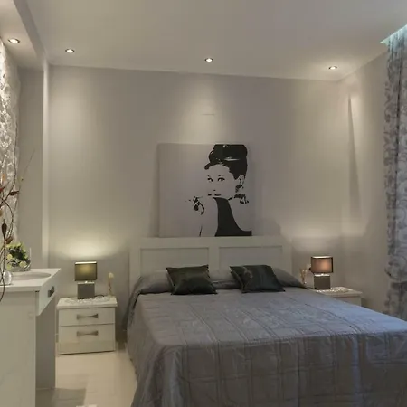 Sunshine 3 With Sea View Holiday home