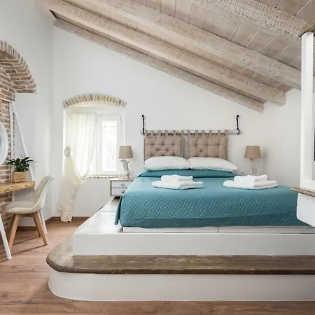 Sky Loft Corfu Old Town Apartment *