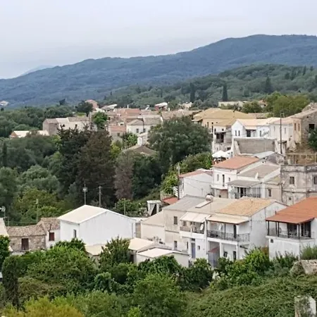 La Casa Del Barbiere Apartment Argyrades