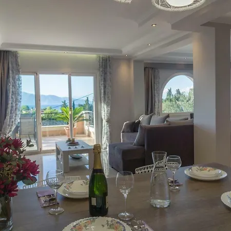 Sunshine 3 With Sea View *