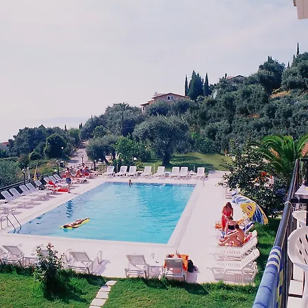 Aparthotel Aronis Benitses (Corfu)