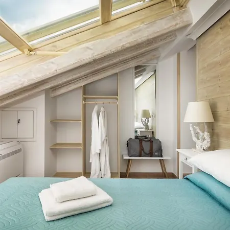 Sky Loft Corfu Old Town Apartment *